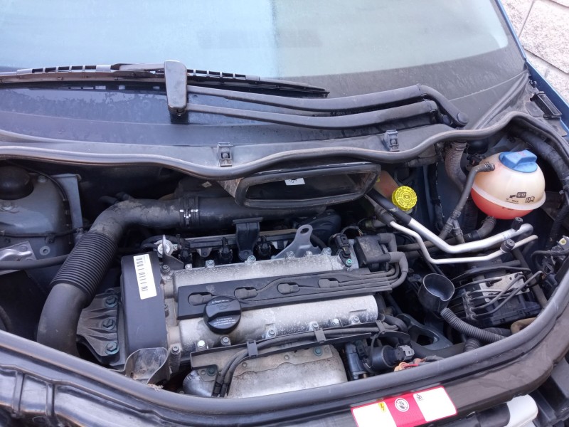 audi a2 (8z0) del año 2001