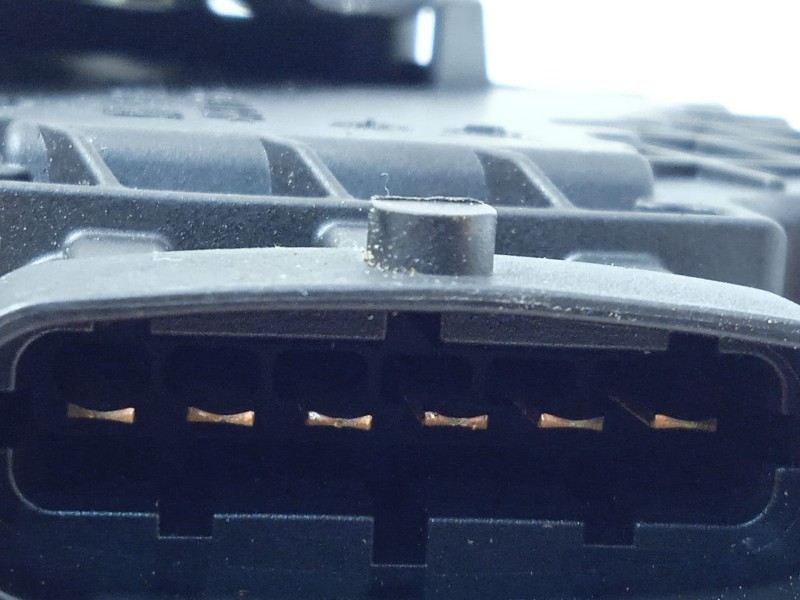 Recambio de cerradura puerta delantera derecha para jaguar xf ii (x260) 3.0 d referencia OEM IAM GX63203A28PC  