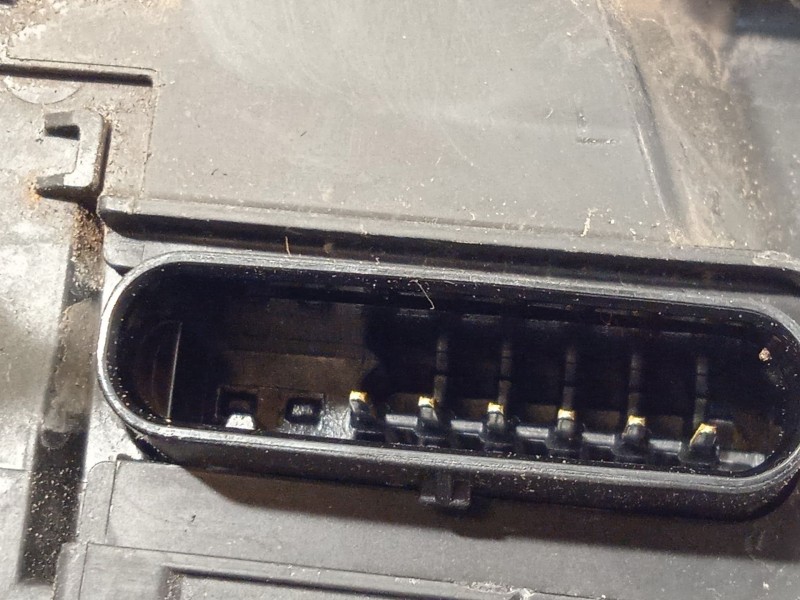 Recambio de cerradura puerta delantera derecha para jaguar xf ii (x260) 3.0 d referencia OEM IAM GX63203A28PC  