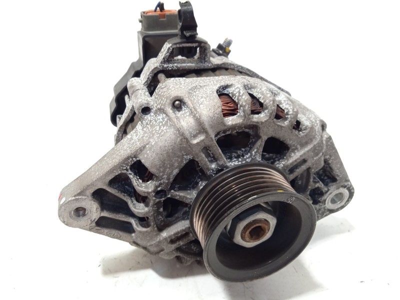 Recambio de alternador para hyundai i30 (fd) 1.4 referencia OEM IAM 373002B101  2655447