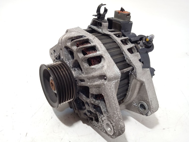 Recambio de alternador para hyundai i30 (fd) 1.4 referencia OEM IAM 373002B101  2655447