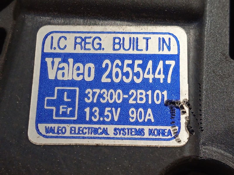 Recambio de alternador para hyundai i30 (fd) 1.4 referencia OEM IAM 373002B101  2655447
