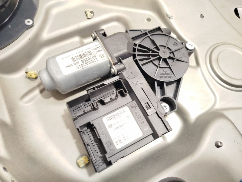 Recambio de elevalunas delantero izquierdo para skoda octavia ii (1z3) 1.9 tdi referencia OEM IAM 1Z1837655G 1T0959701D 