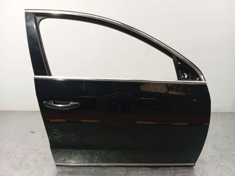PUERTA DELANTERA DERECHA 3AA831056 
