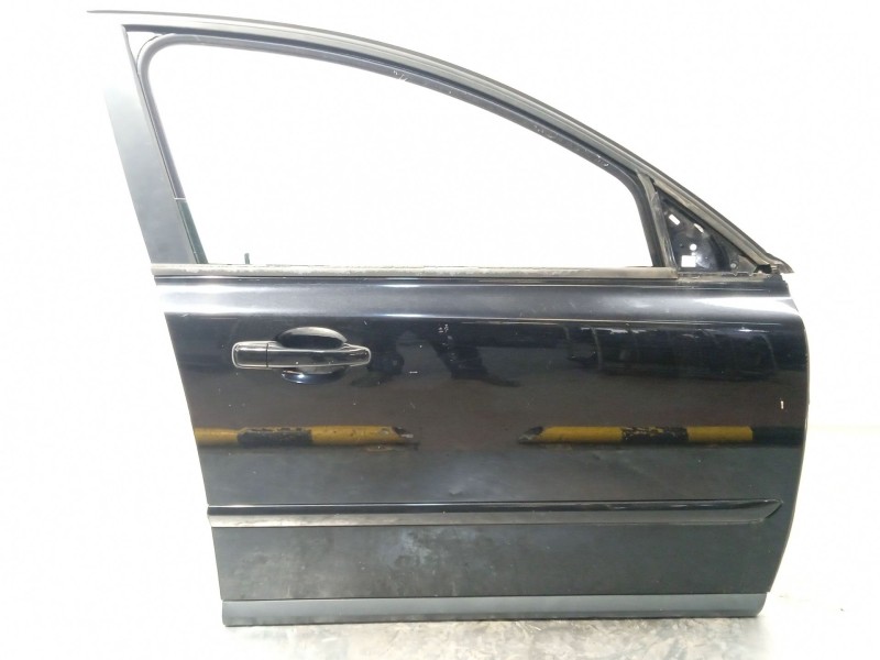 Recambio de puerta delantera derecha para volvo v50 (545) 2.0 d referencia OEM IAM 31335444  