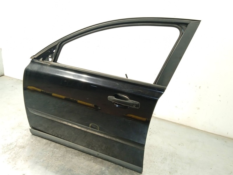 Recambio de puerta delantera izquierda para volvo v50 (545) 2.0 d referencia OEM IAM 31335440  
