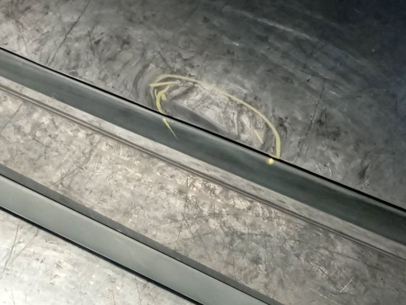 Recambio de puerta delantera izquierda para volvo v50 (545) 2.0 d referencia OEM IAM 31335440  