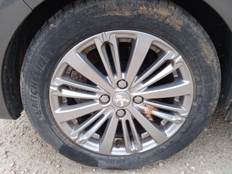 peugeot 208 i (ca_, cc_) del año 2018