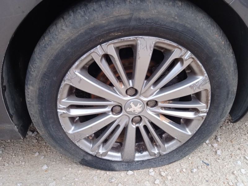 peugeot 208 i (ca_, cc_) del año 2018