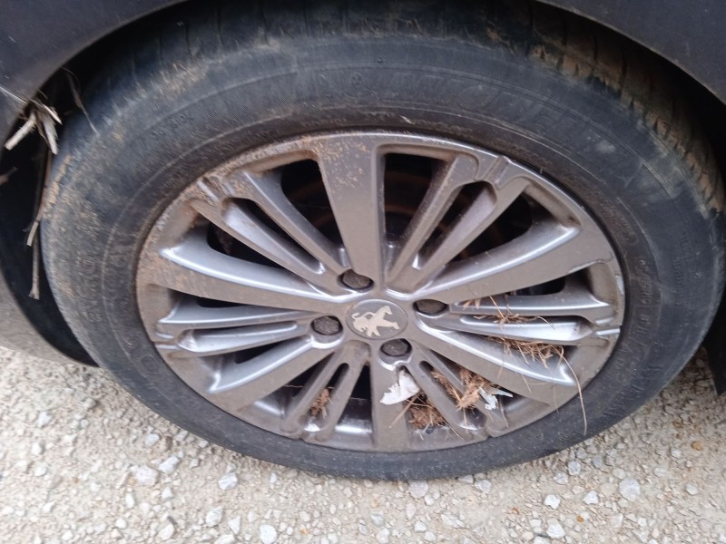 peugeot 208 i (ca_, cc_) del año 2018