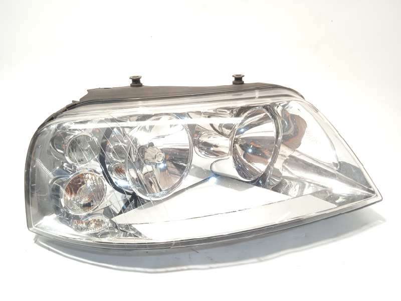 FARO DERECHO 7M3941016AA 0301182202