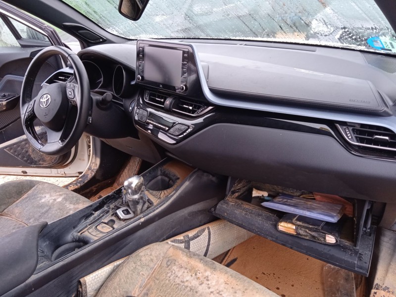 toyota c-hr (_x1_) del año 2020