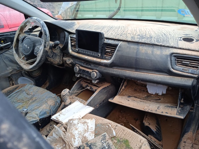 kia stonic (yb) del año 2022