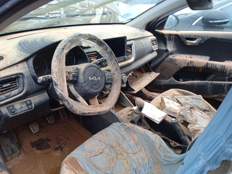 kia stonic (yb) del año 2022