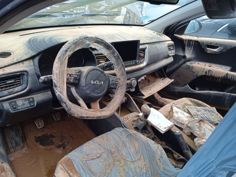 kia stonic (yb) del año 2022