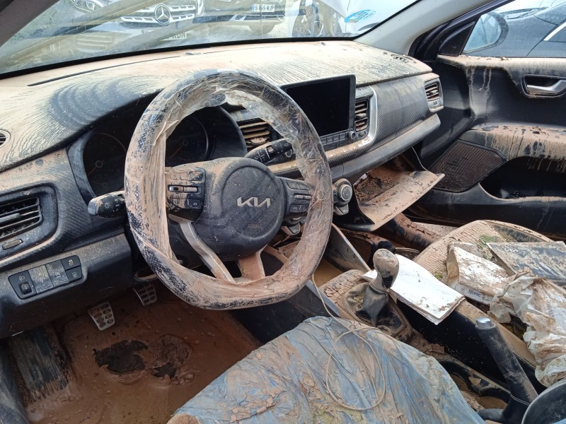 kia stonic (yb) del año 2022