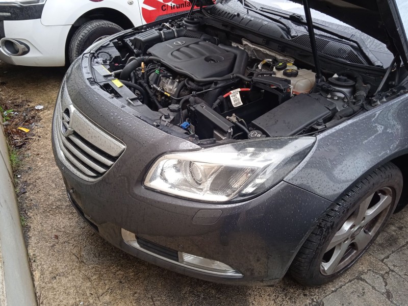 opel insignia a sports tourer (g09) del año 2009