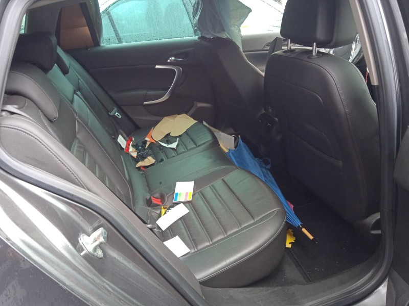 opel insignia a sports tourer (g09) del año 2009