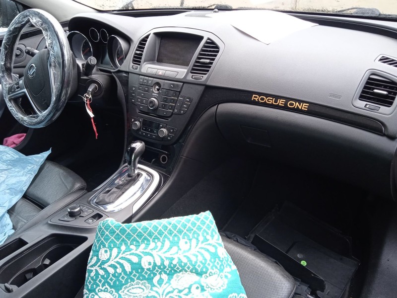 opel insignia a sports tourer (g09) del año 2009