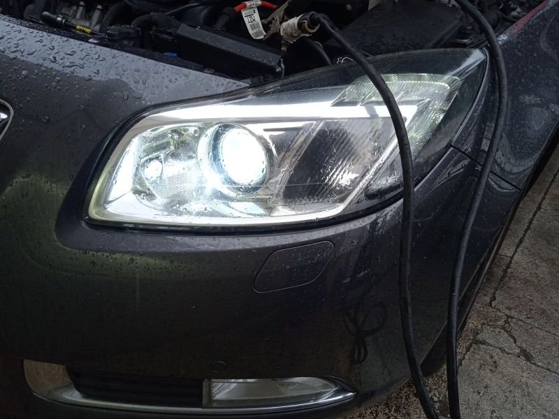 opel insignia a sports tourer (g09) del año 2009