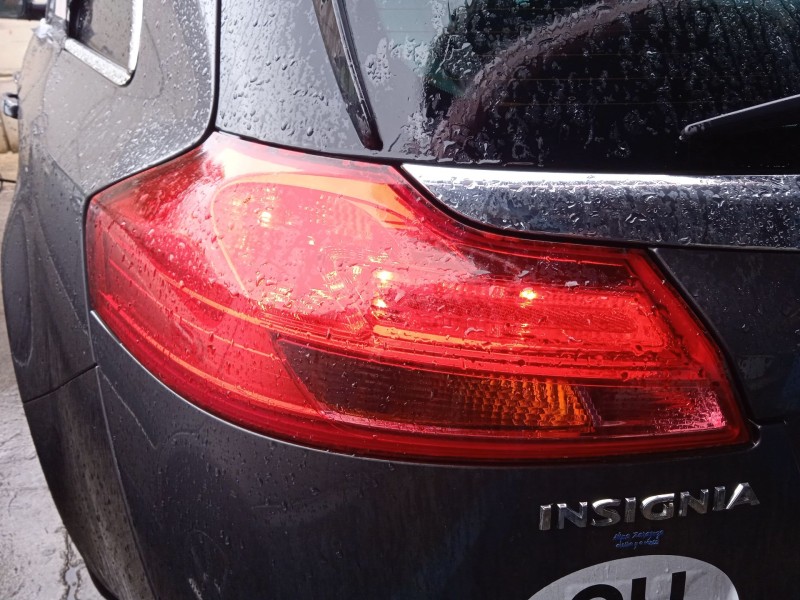 opel insignia a sports tourer (g09) del año 2009