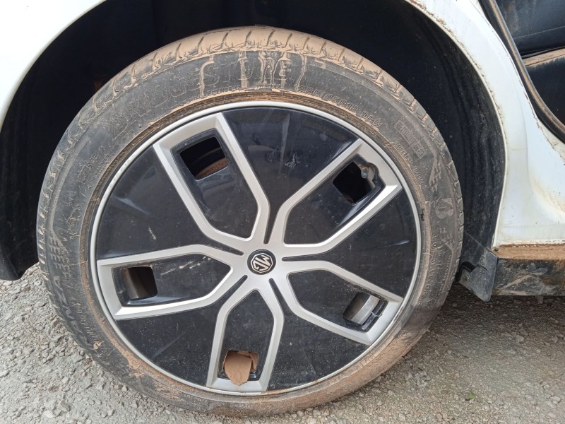 mg mg 4 (eh32) del año 2024