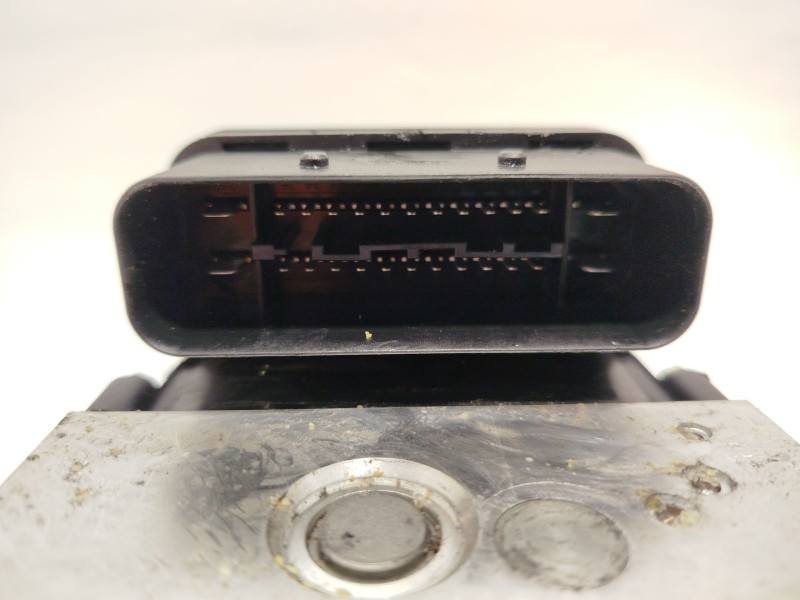 Recambio de abs para toyota yaris active referencia OEM IAM 445400D020 895410D100 06210226054