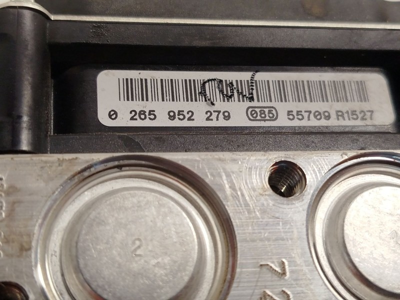 Recambio de abs para audi q5 (8rb) 2.0 tdi referencia OEM IAM 8R0614517DA 8R0907379BA 0265239532