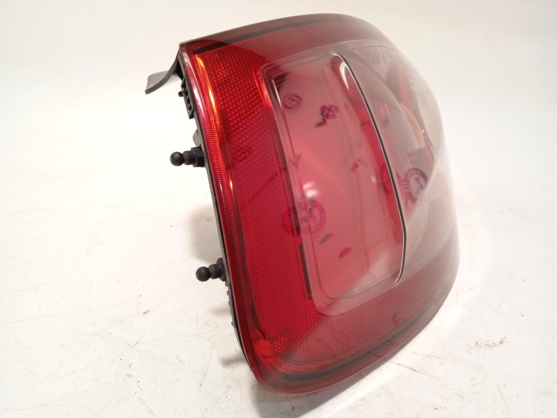 Recambio de piloto trasero izquierdo para fiat bravo ii (198_) 1.6 d multijet (198axh1b) referencia OEM IAM 51757544  