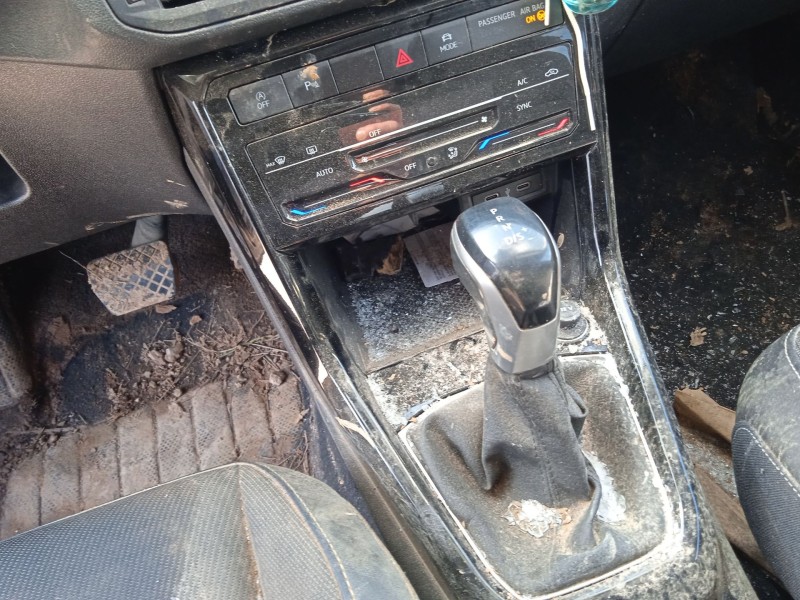 volkswagen t-cross (c11, d31) del año 2022