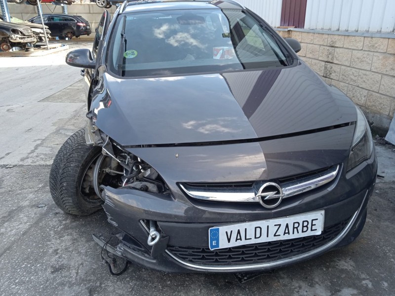 opel astra j sports tourer (p10) del año 2013
