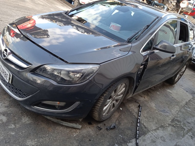opel astra j sports tourer (p10) del año 2013