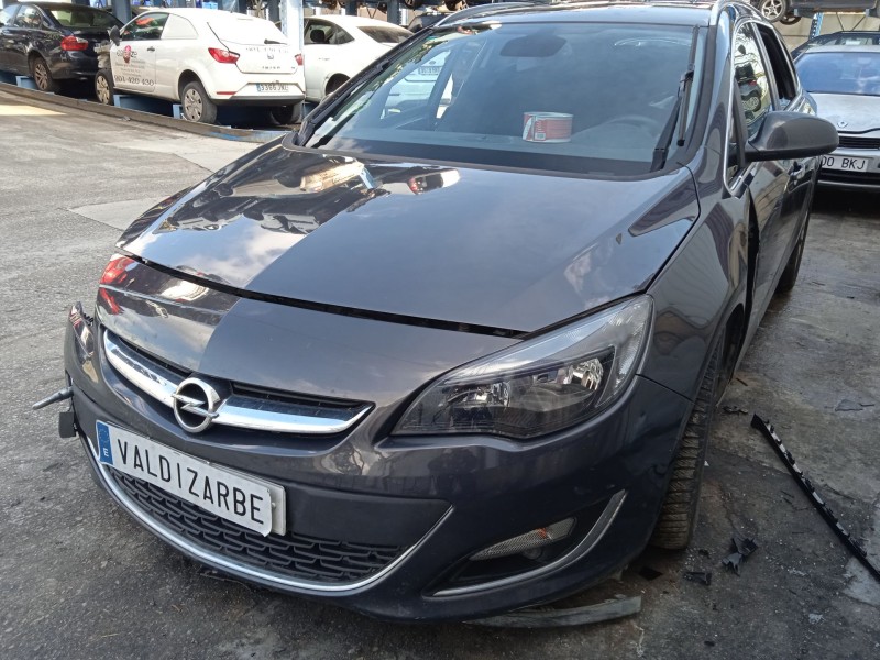 opel astra j sports tourer (p10) del año 2013