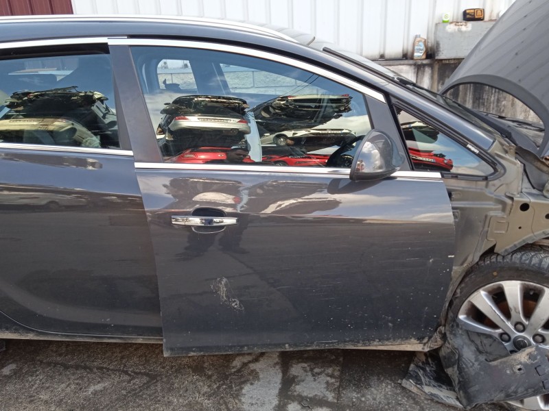 opel astra j sports tourer (p10) del año 2013