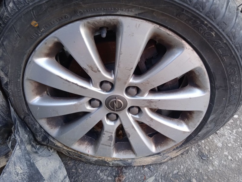 opel astra j sports tourer (p10) del año 2013