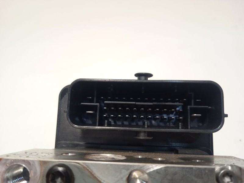 Recambio de abs para kia stonic (ybcuv) 1.0 tgdi cat referencia OEM IAM 58920H8260 BE6003V109 BH6013V105