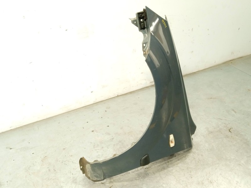 Recambio de aleta delantera izquierda para kia rio ii (jb) 1.5 crdi referencia OEM IAM 663111G350  