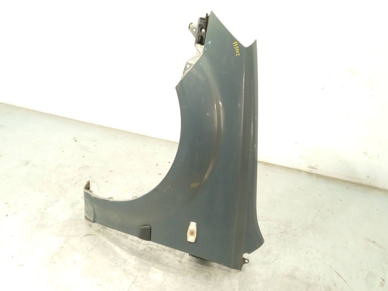 Recambio de aleta delantera izquierda para kia rio ii (jb) 1.5 crdi referencia OEM IAM 663111G350  