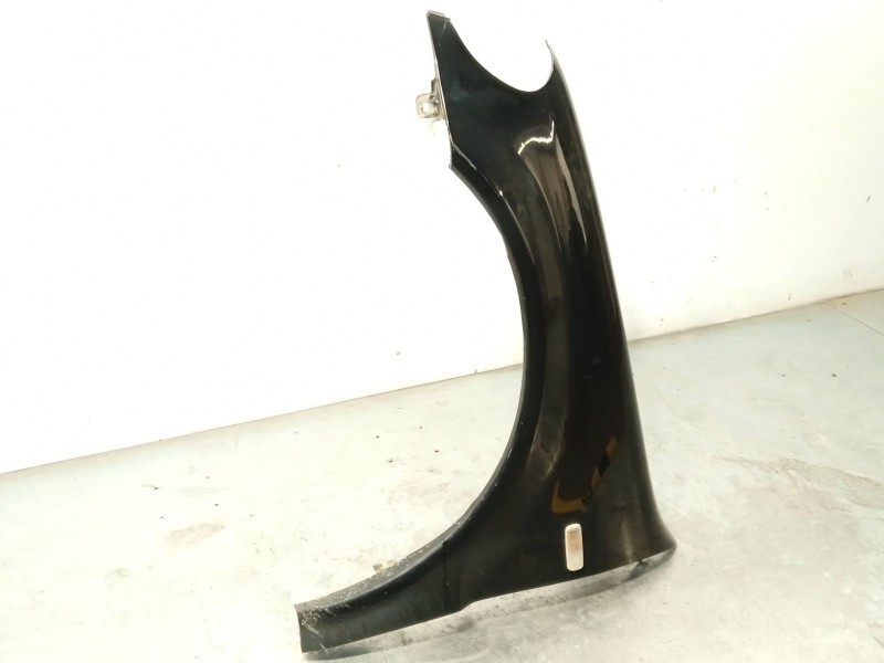 Recambio de aleta delantera izquierda para mercedes-benz clase m (w163) ml 430 (163.172) referencia OEM IAM A1638800106  