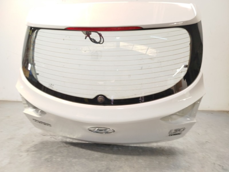 Recambio de porton trasero para hyundai i30 (gd) 1.4 crdi referencia OEM IAM 73700A6000 87211A6001 