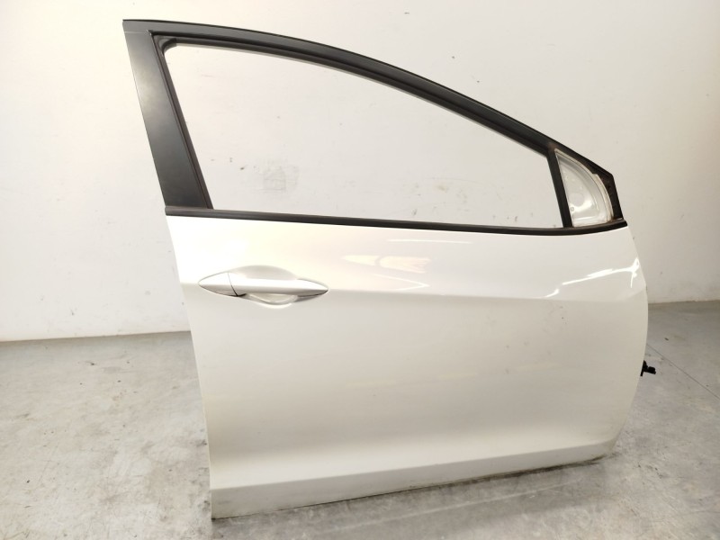 Recambio de puerta delantera derecha para hyundai i30 (gd) 1.4 crdi referencia OEM IAM 76004A6000  