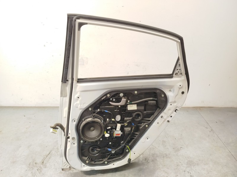 Recambio de puerta trasera derecha para hyundai i30 (gd) 1.4 crdi referencia OEM IAM 77004A6000  