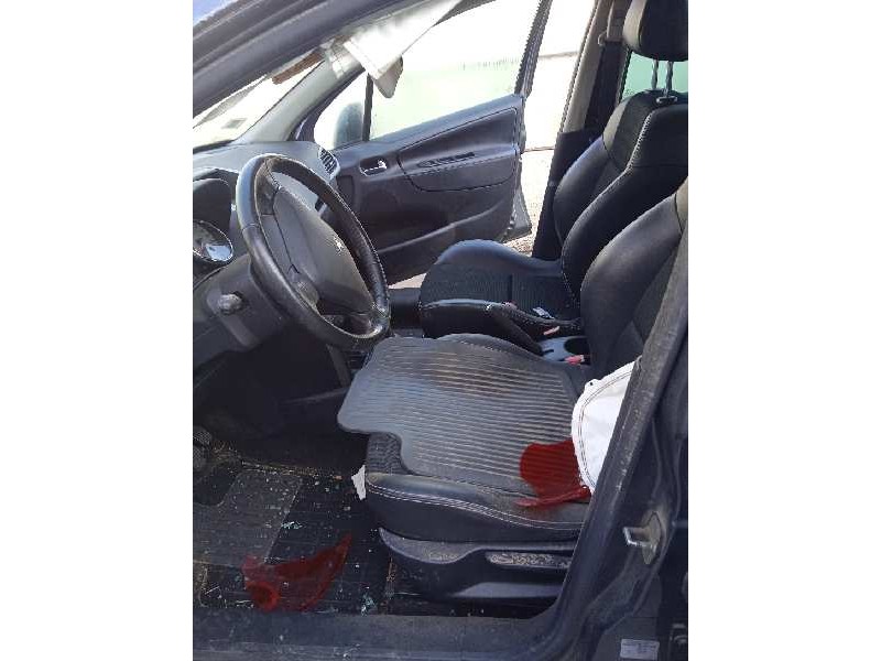 peugeot 207 sw del año 2009