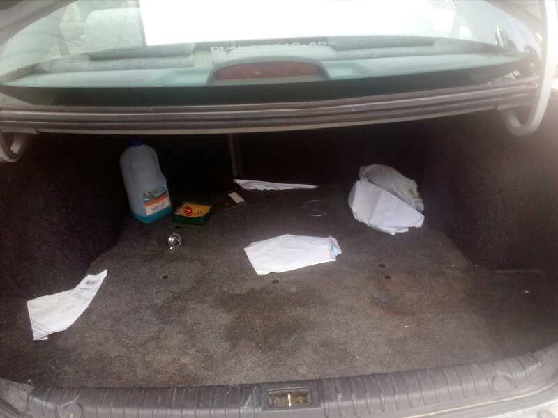 daewoo nubira berlina del año 2001