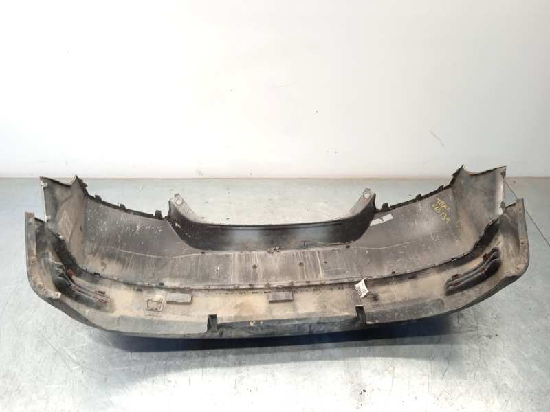 Recambio de paragolpes trasero para volvo c30 2.0 d kinetic referencia OEM IAM 39885366  