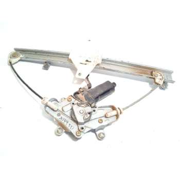 ELEVALUNAS TRASERO DERECHO 82460H1000 82404H1000