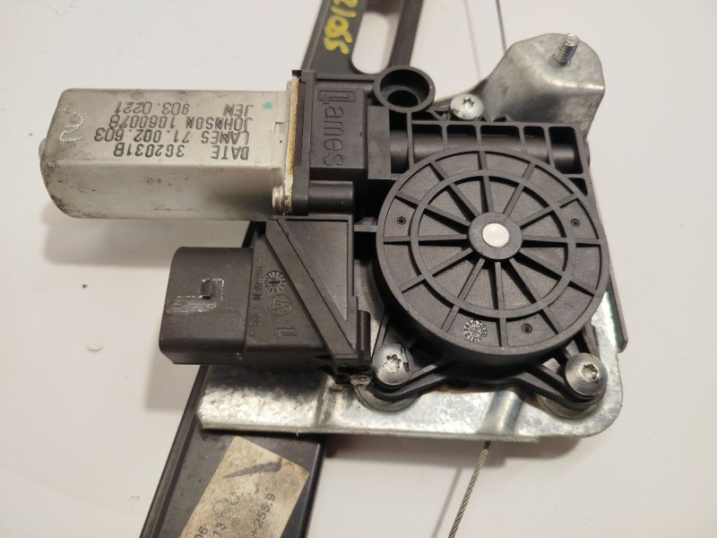 Recambio de elevalunas trasero izquierdo para bmw 1 (e87) 120 d referencia OEM IAM 7067797  