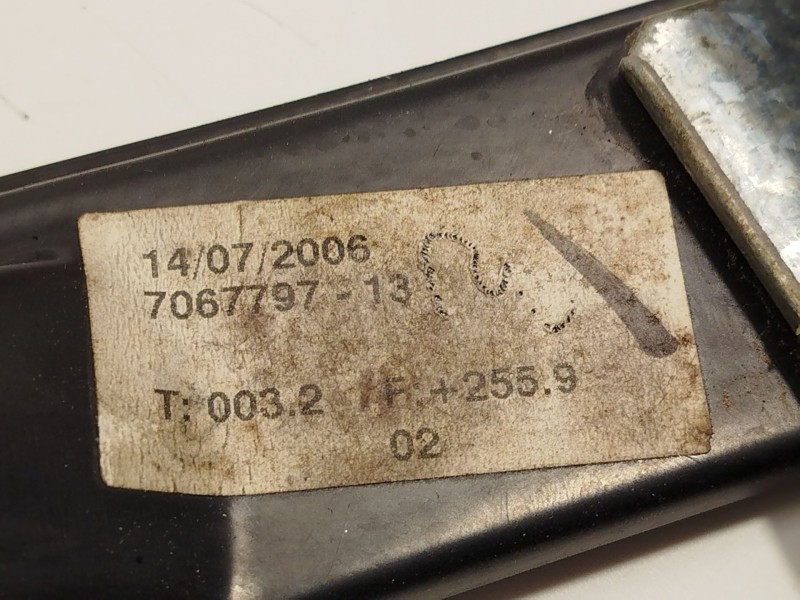 Recambio de elevalunas trasero izquierdo para bmw 1 (e87) 120 d referencia OEM IAM 7067797  