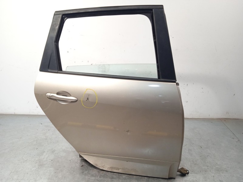 Recambio de puerta trasera derecha para renault scénic iii (jz0/1_) 1.5 dci referencia OEM IAM 821005429R  