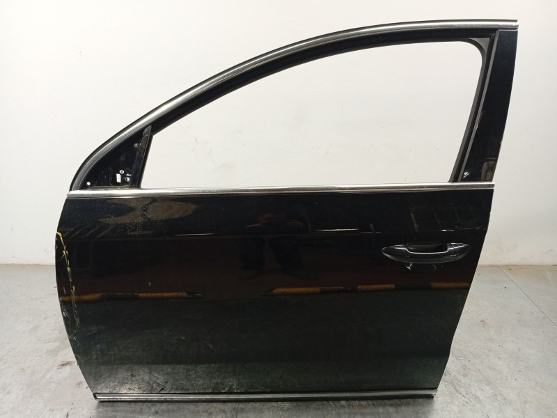 PUERTA DELANTERA IZQUIERDA 3AA831055 